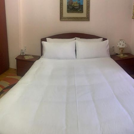 Korca Central Flat Екстериор снимка
